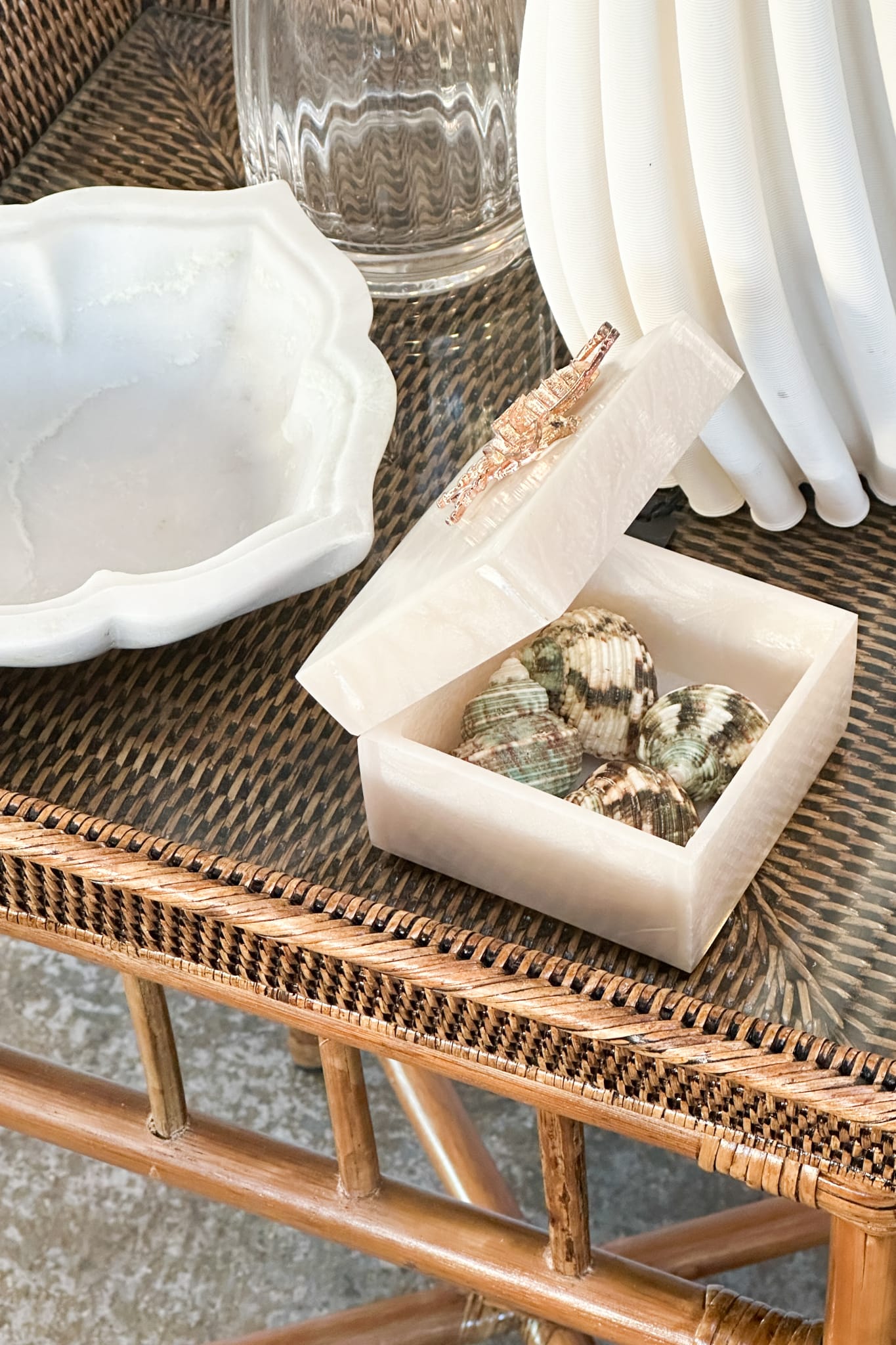 Resin Bee Box - Magpie Style