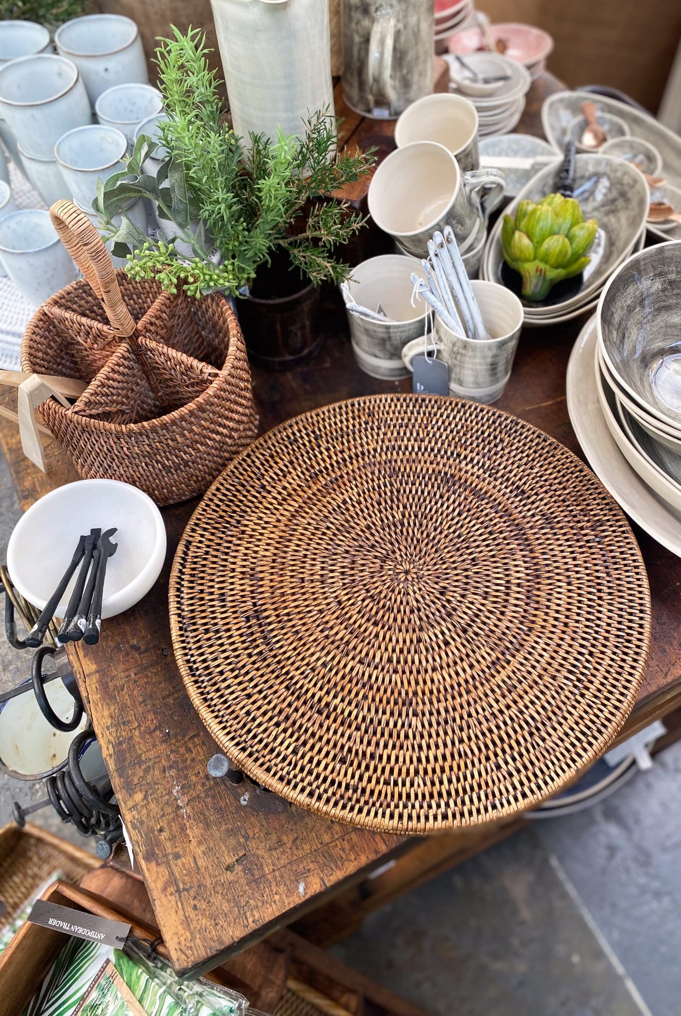 Rattan Placemat Round 40cm - Magpie Style