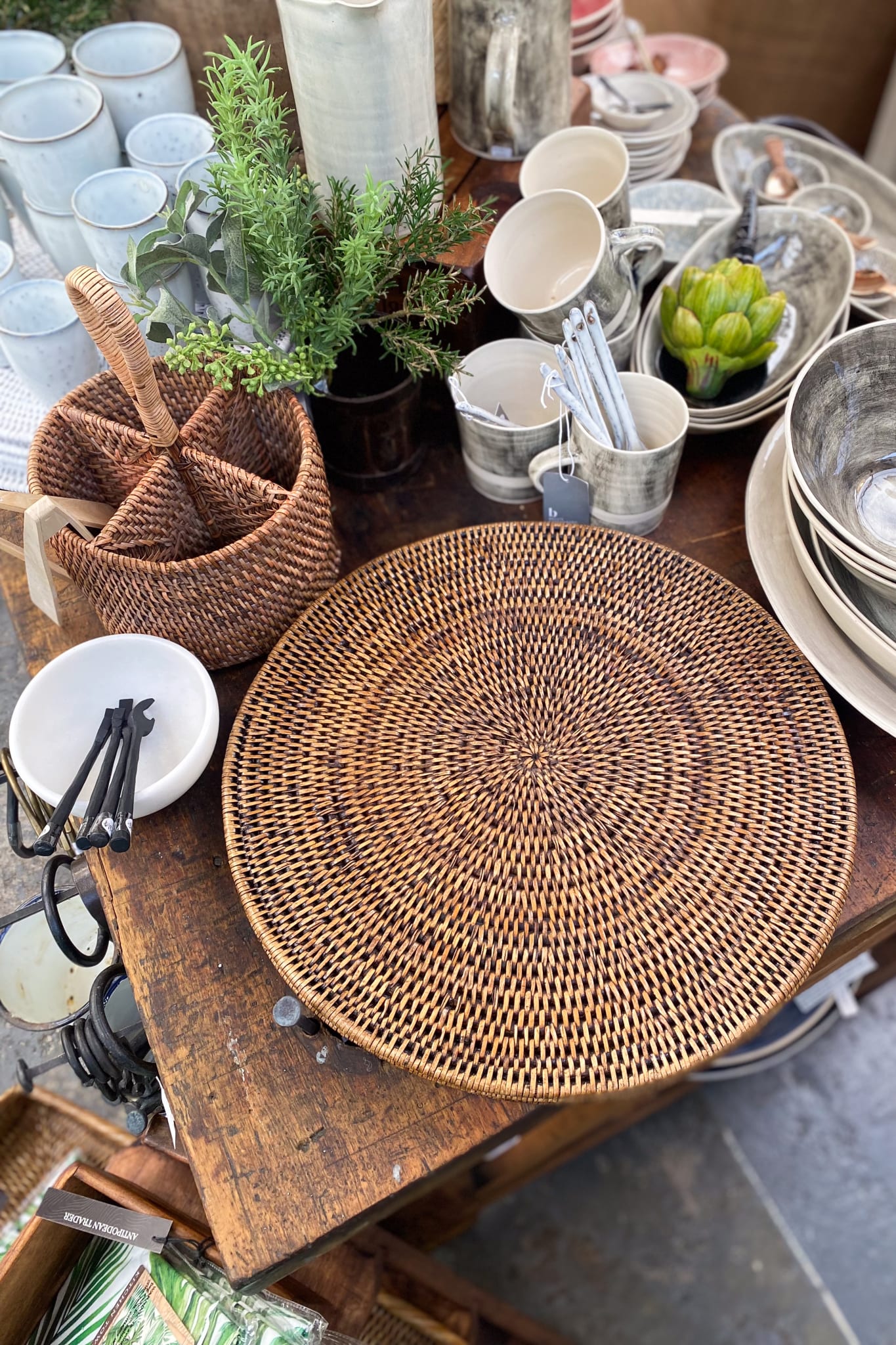 Rattan Placemat Round 40cm - Magpie Style