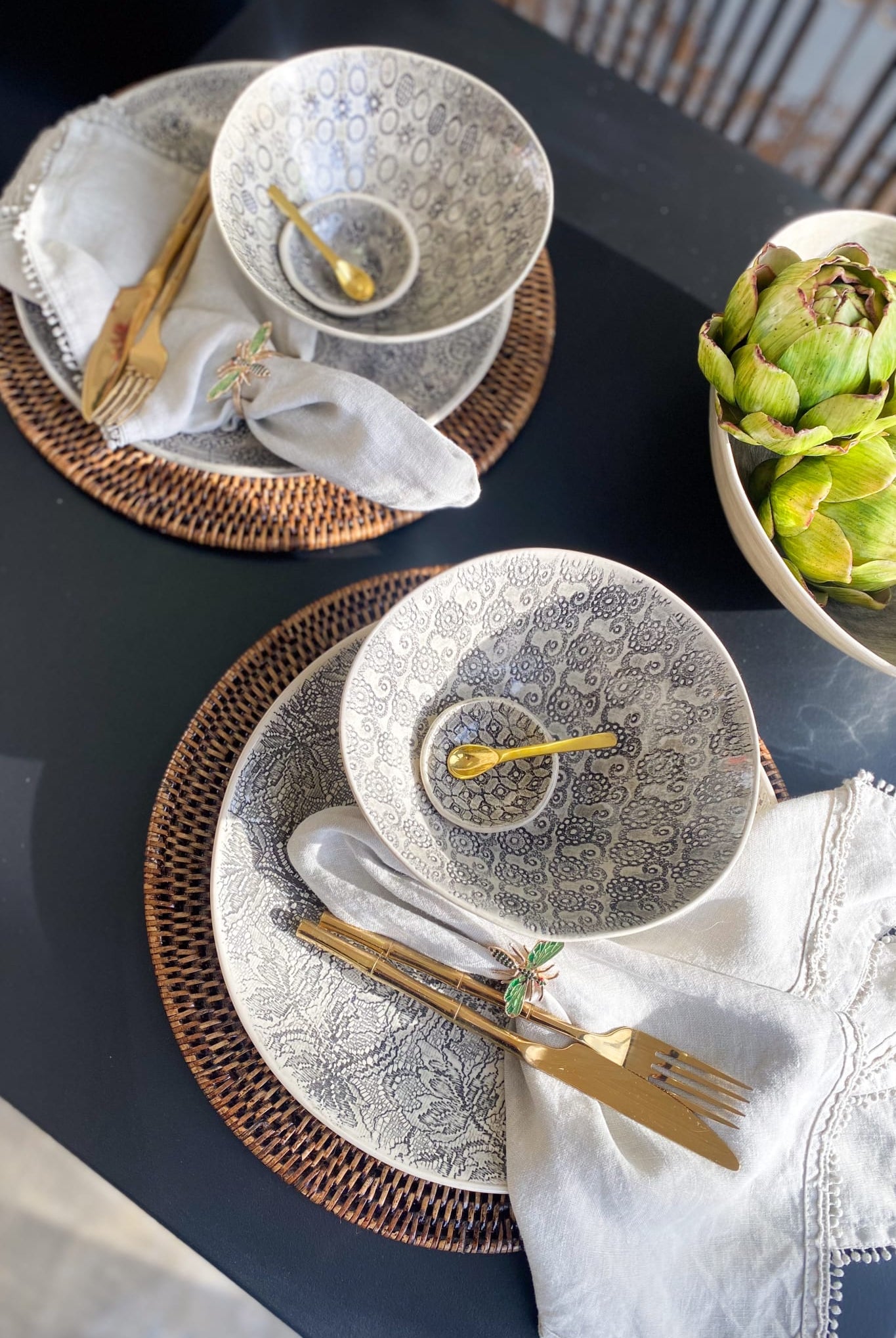 Rattan Placemat Round 32.5 cm - Magpie Style