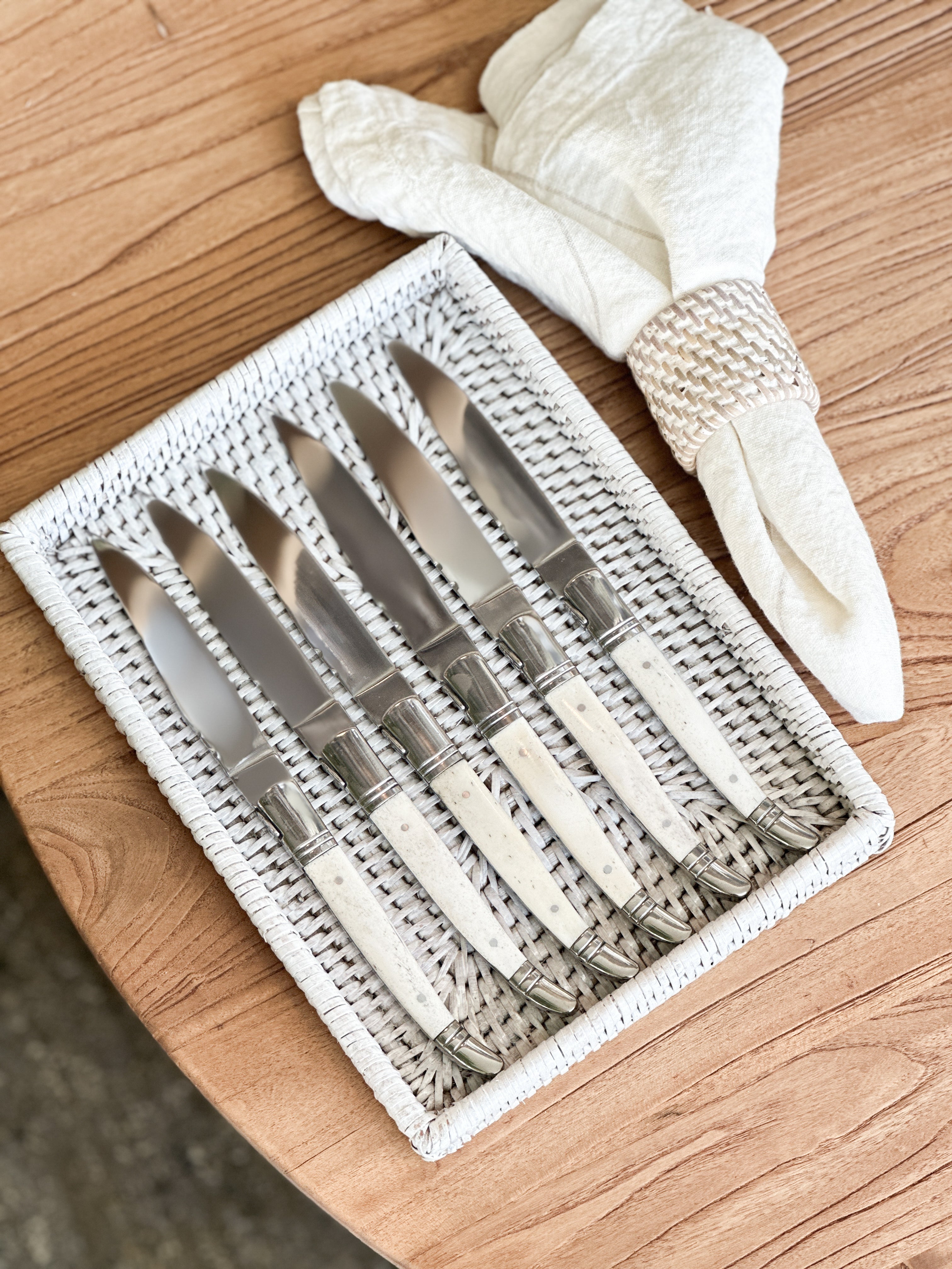 Bone Handled Dining Knives, Set of 6 - Magpie Style