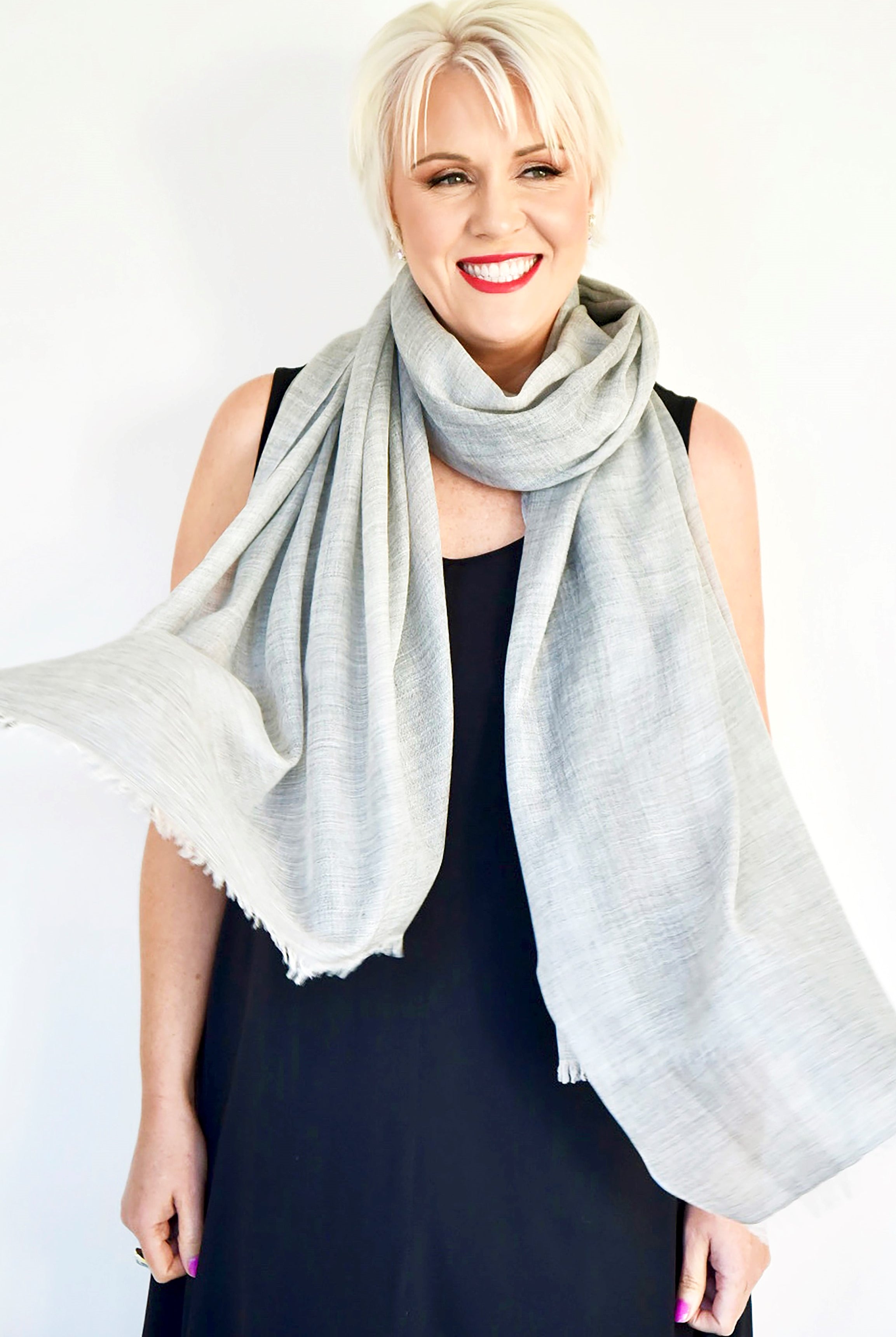 LUXURY CASHMERE COMPANY Oxford Scarf - 100% Cashmere - Magpie Style