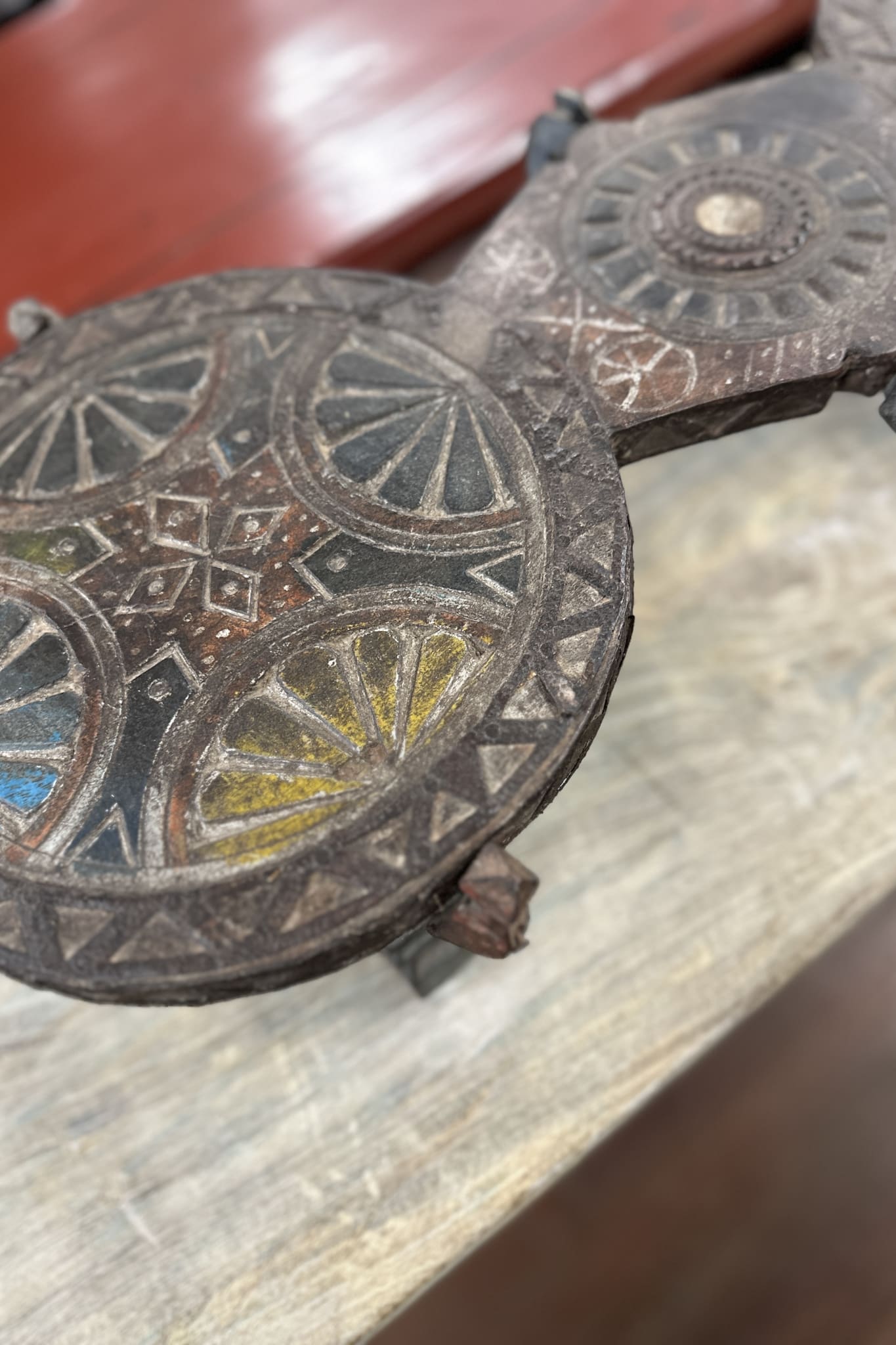 Carved Chapati Board - Magpie Style