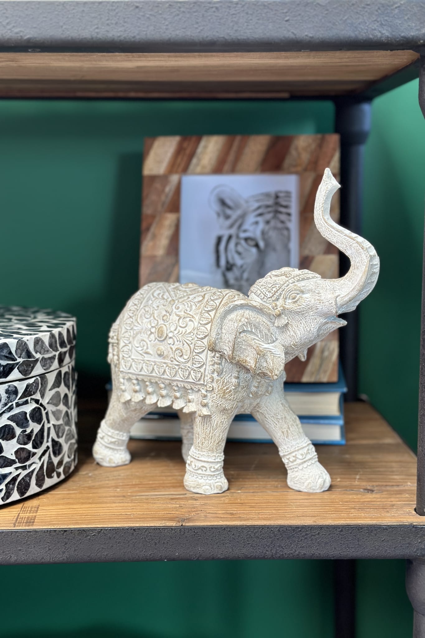 Hathi Elephant Sculpture - Magpie Style