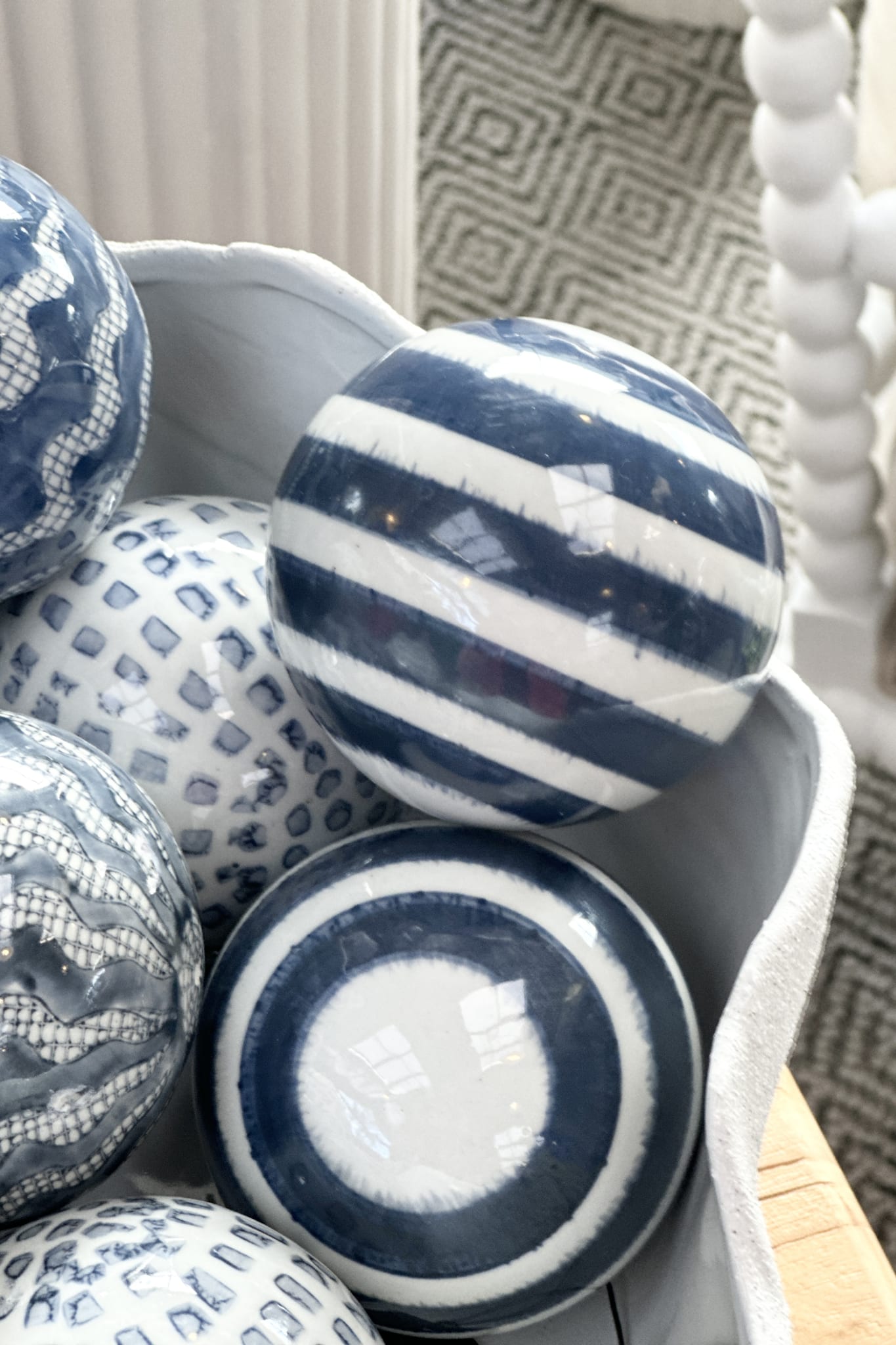 Ceramic Ball White/ Navy 10 cm Stripe - Magpie Style