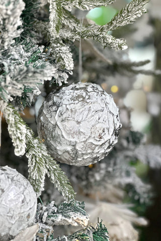 Elegant Leaf Ball - Large White