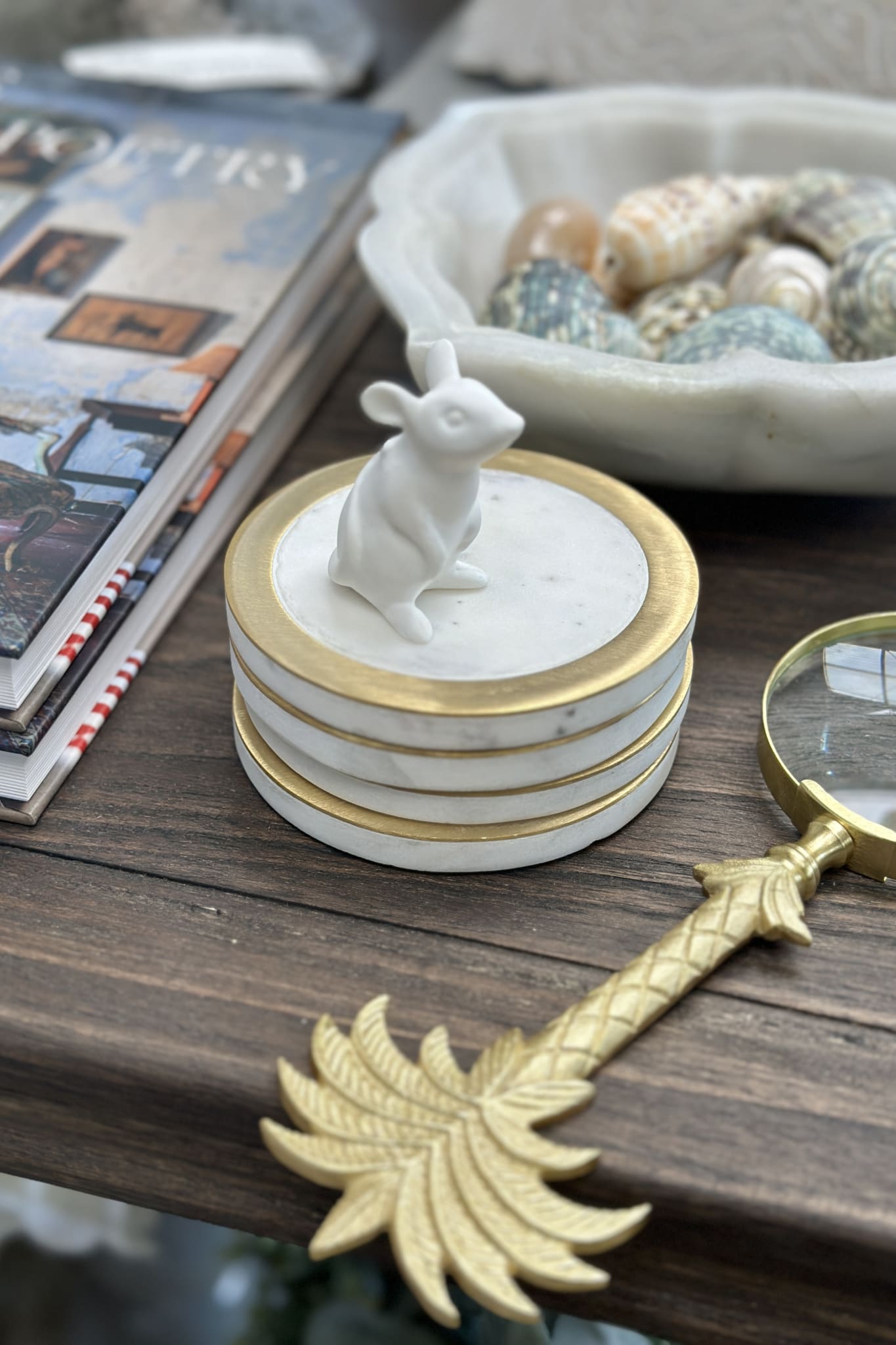 Porcelain Standing Mouse - Magpie Style