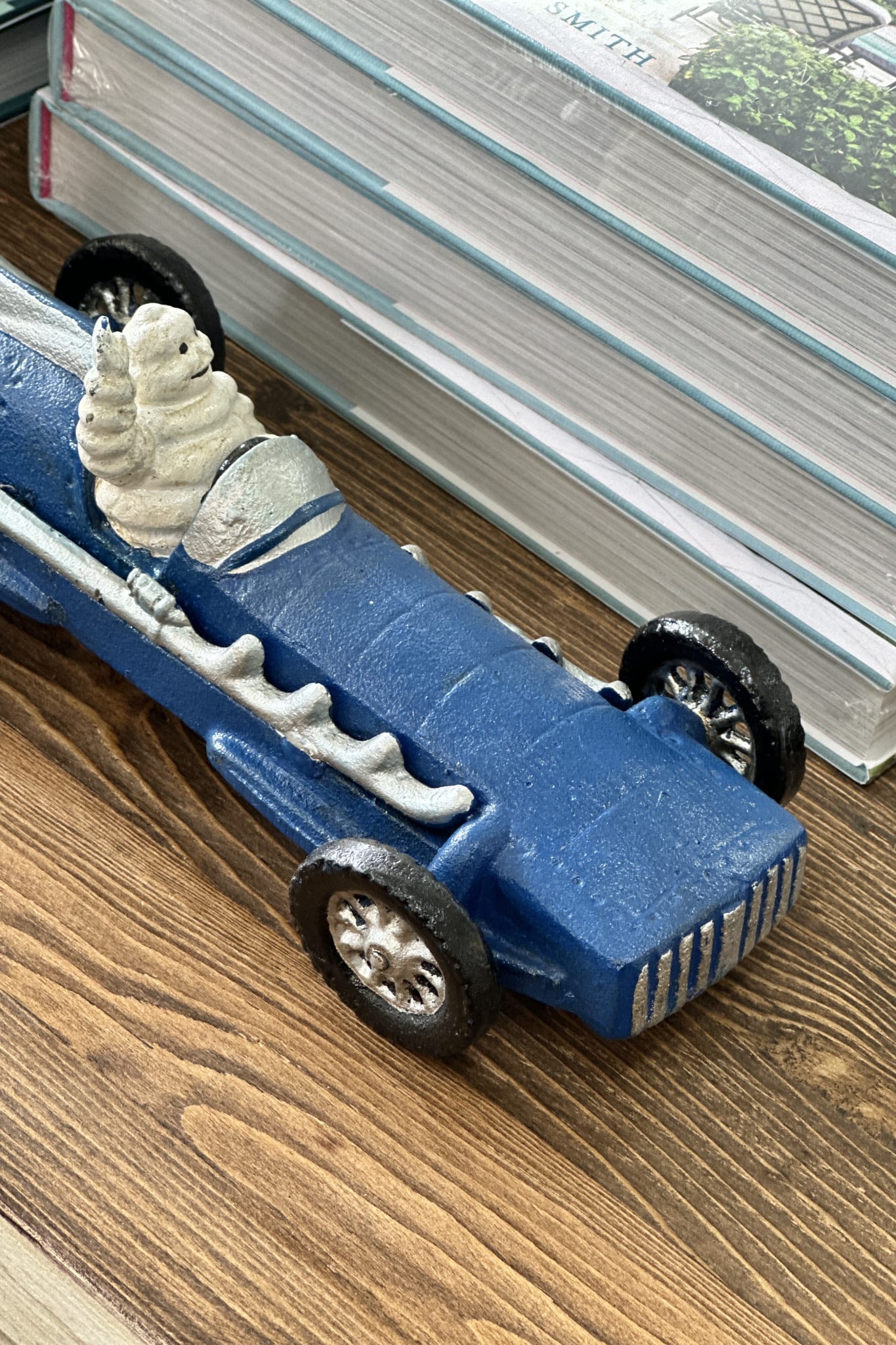 Mich Man in Blue Car - Magpie Style