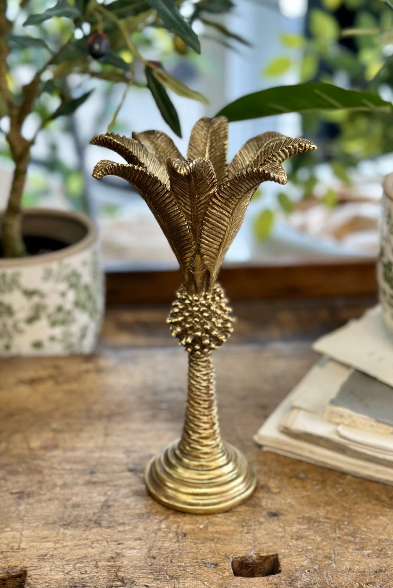 Gold Medium Queen Palm Candle Holder - Magpie Style