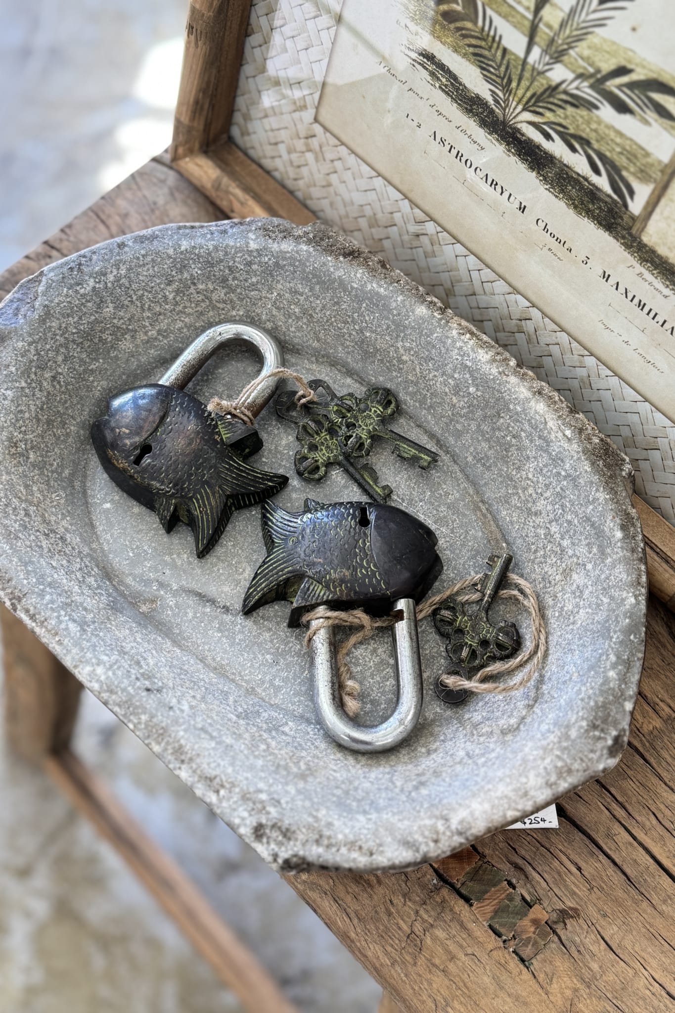 Fish Lock - Pure Brass - Magpie Style