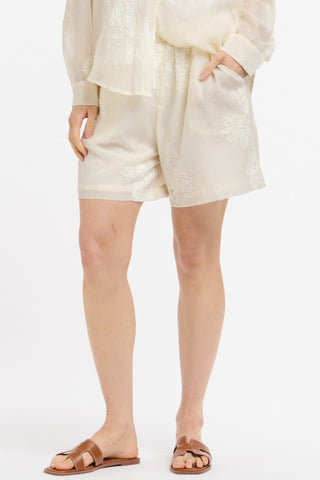 URBAN LUXURY Shorts - Beige
