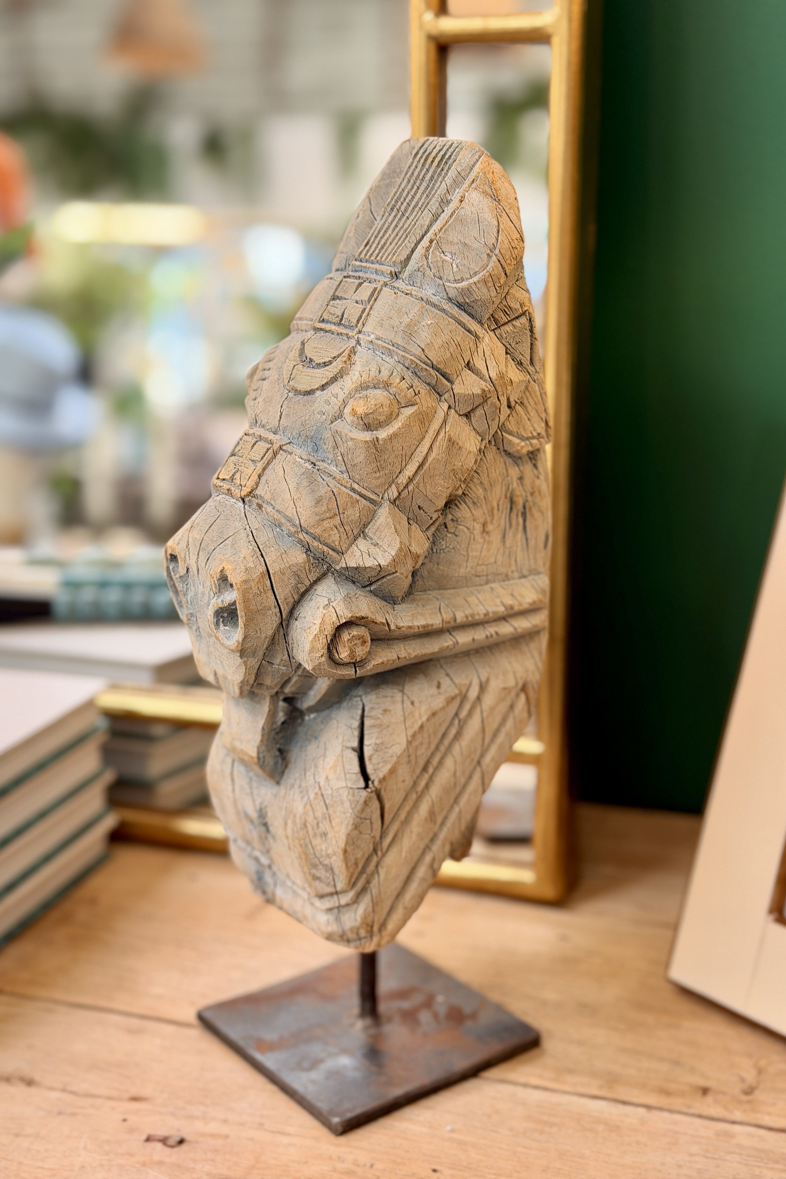 Carved Horse Head - Magpie Style