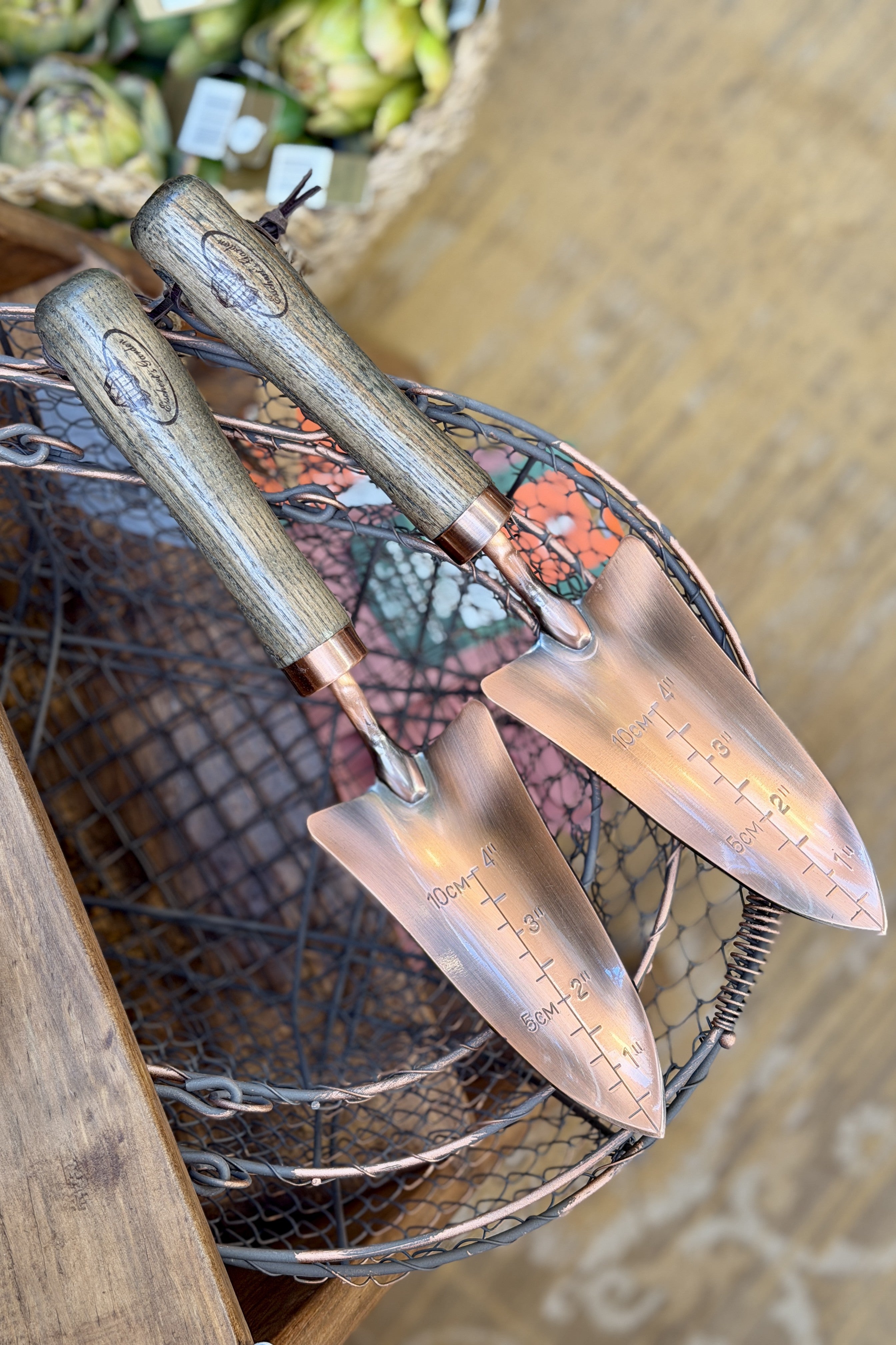 Copper Shovel - Magpie Style