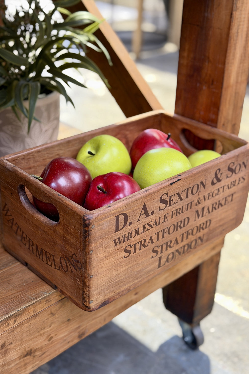 Wooden Box (Merchant) - M
