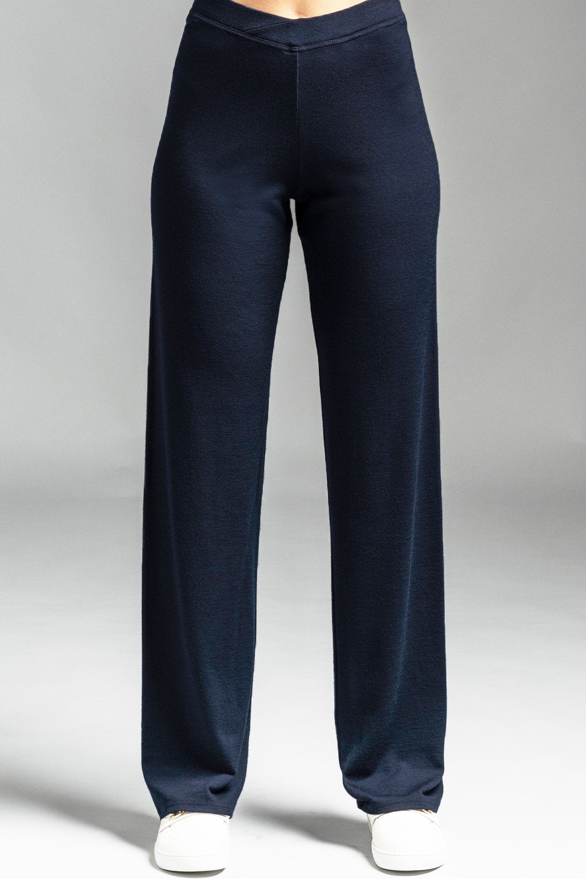 PAULA RYAN ESSENTIALS Slim Slouch Pant - Merino