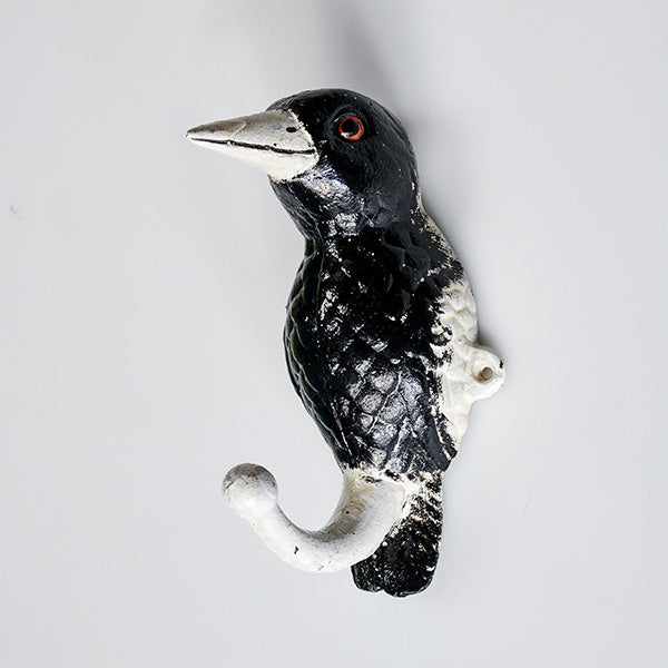 Magpie Hook Colour