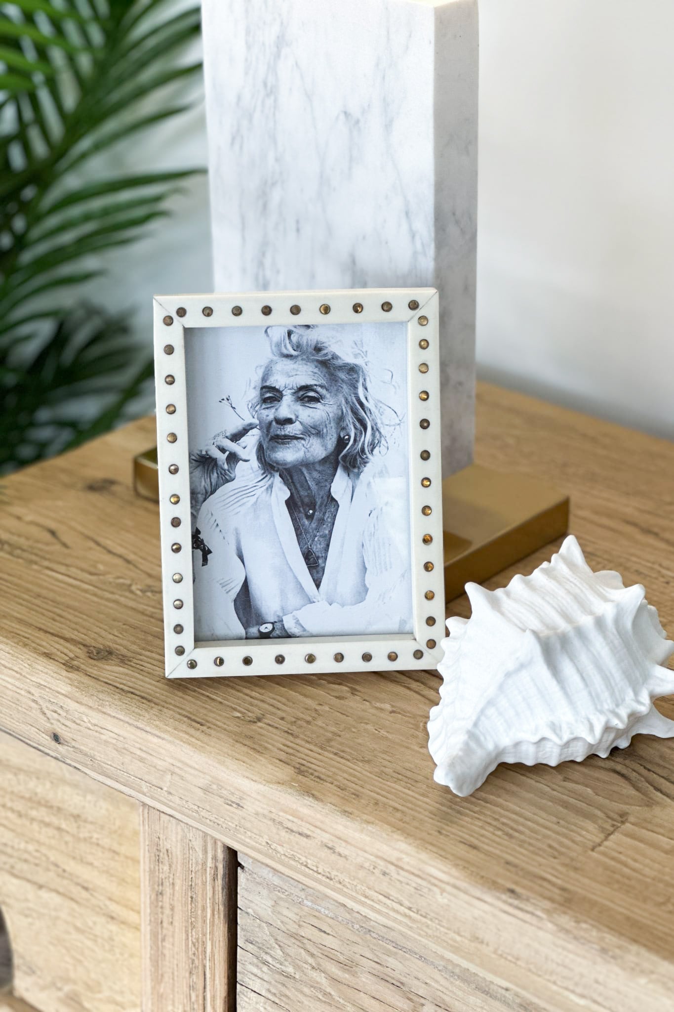 Resin/Brass Photo Frame - 5x7 - Magpie Style