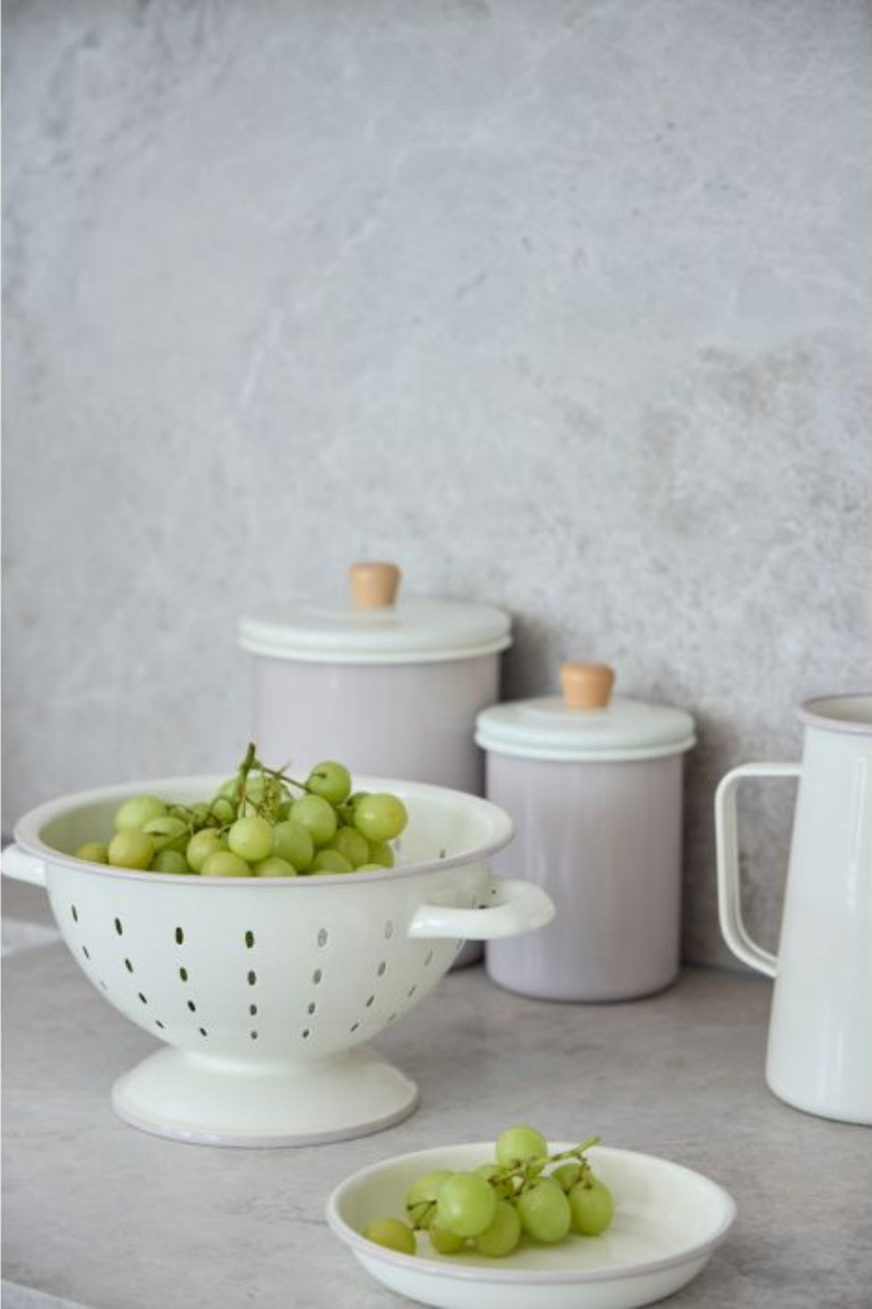 Farmhouse Colander - White Enamel