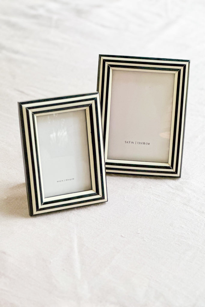 Black and Off-White Striped Resin Photo Frame 4x6 - Magpie Style