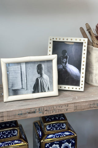 Bone Cream Photoframe with Wavy Edge 5x7 land