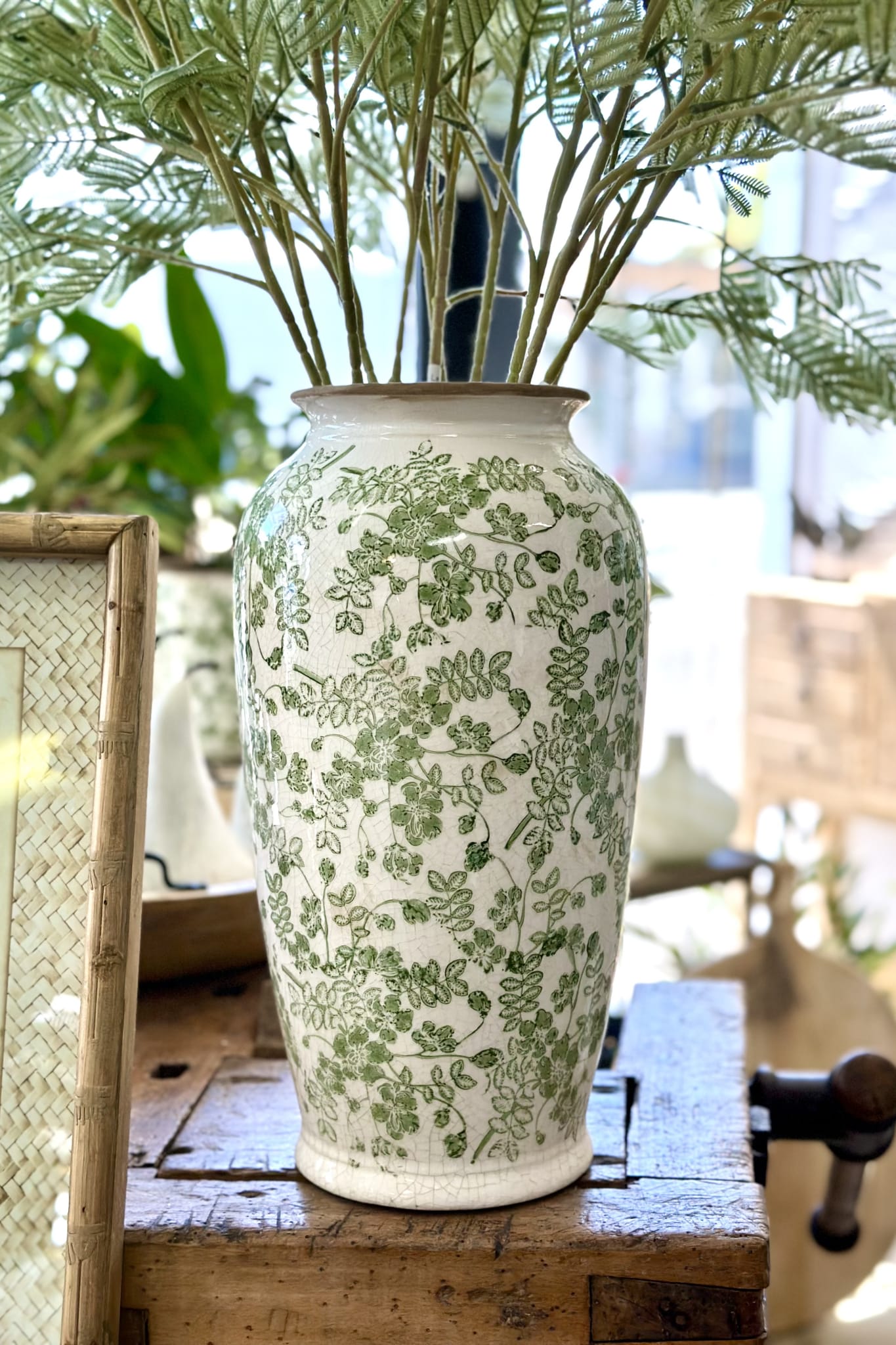 Flower Vase - Magpie Style