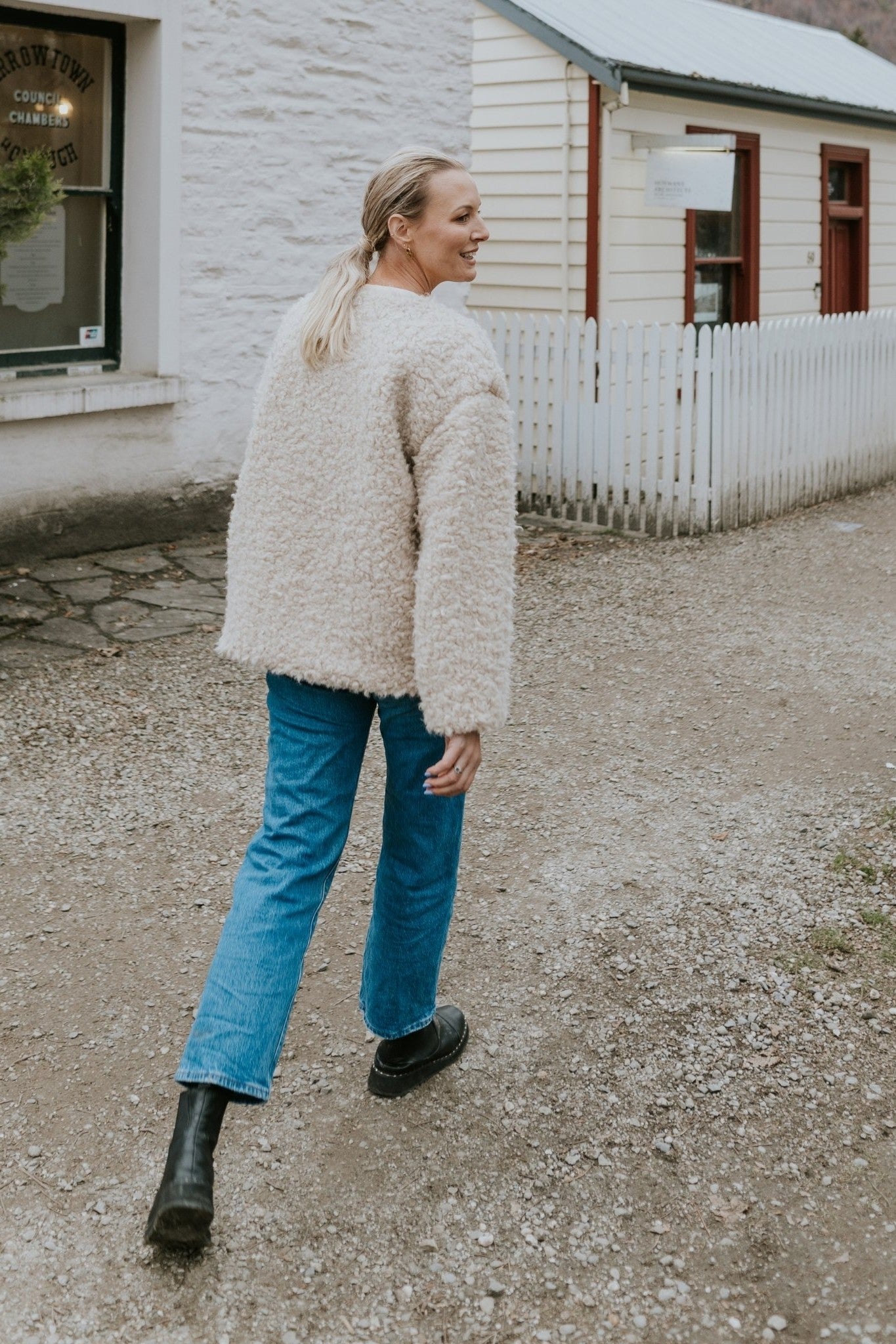 MOKE Juniper Reversible Jacket - Black/Cream - Magpie Style