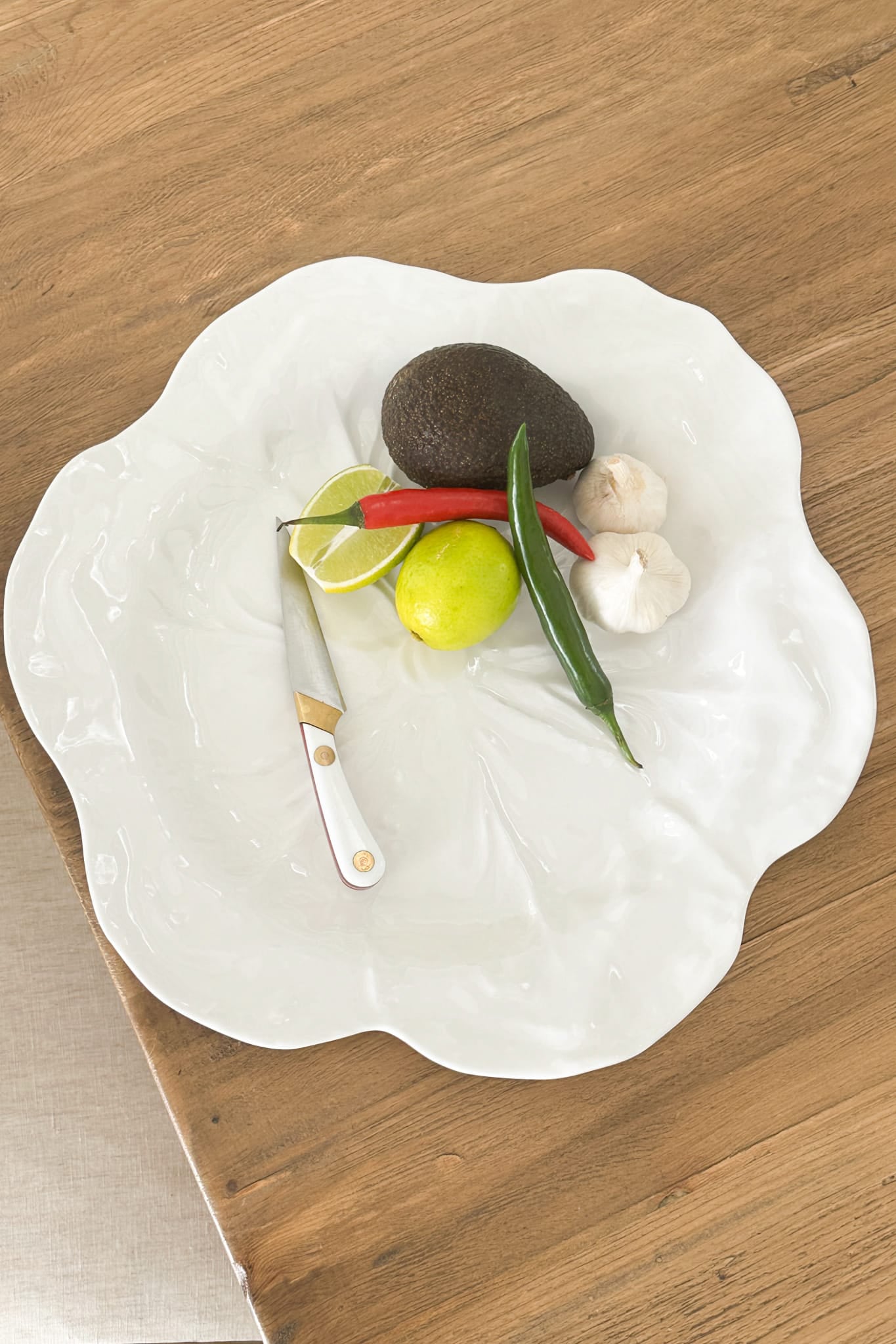 Deep Cabbage Leaf Melamine Platter 40cm - Magpie Style