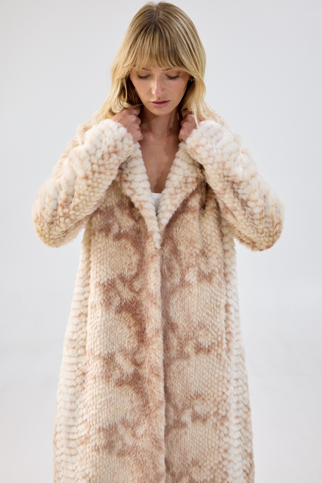 UNREAL FUR - Montmartre Coat - Magpie Style