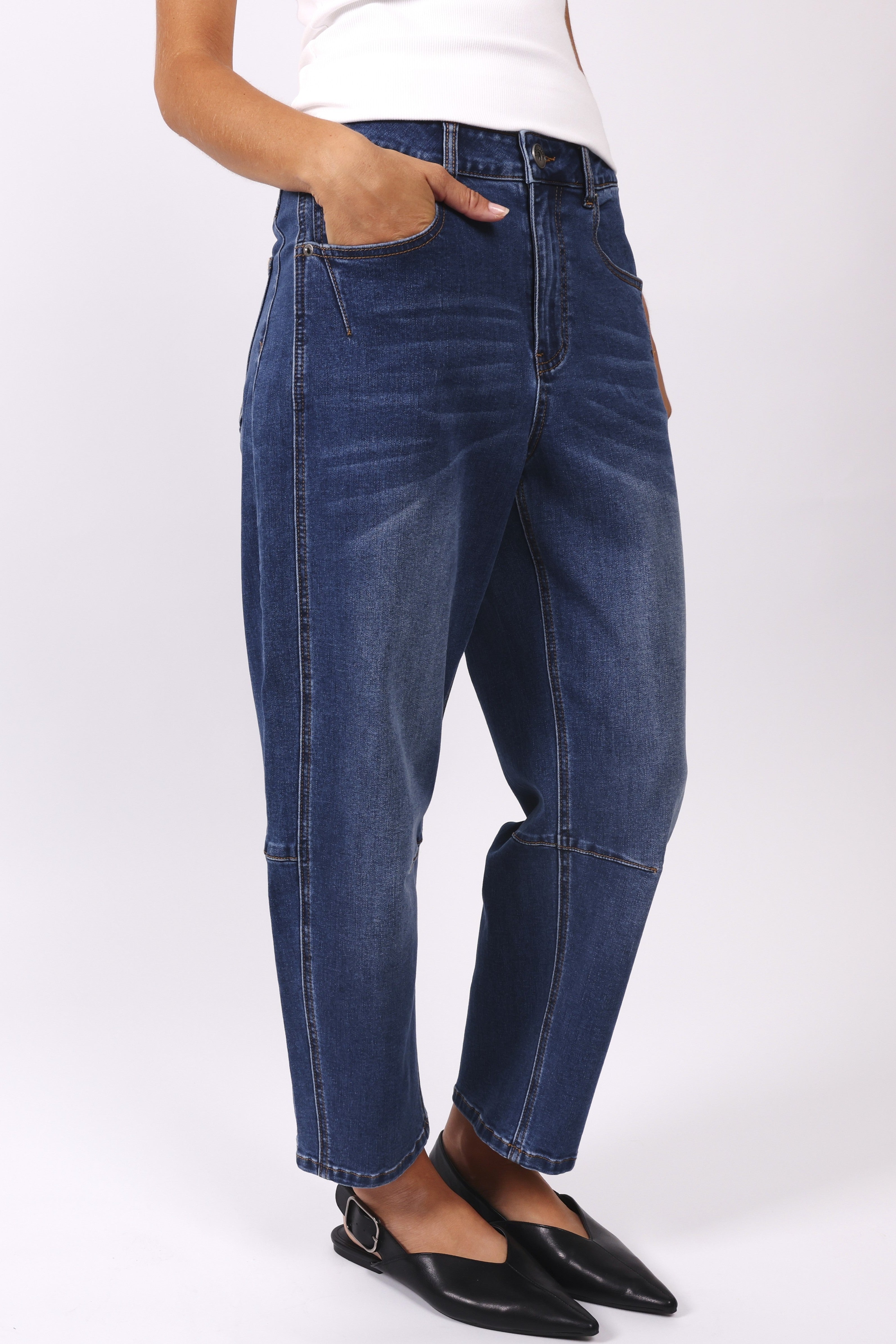 Toni Barrel Jeans - Dark Denim - Magpie Style