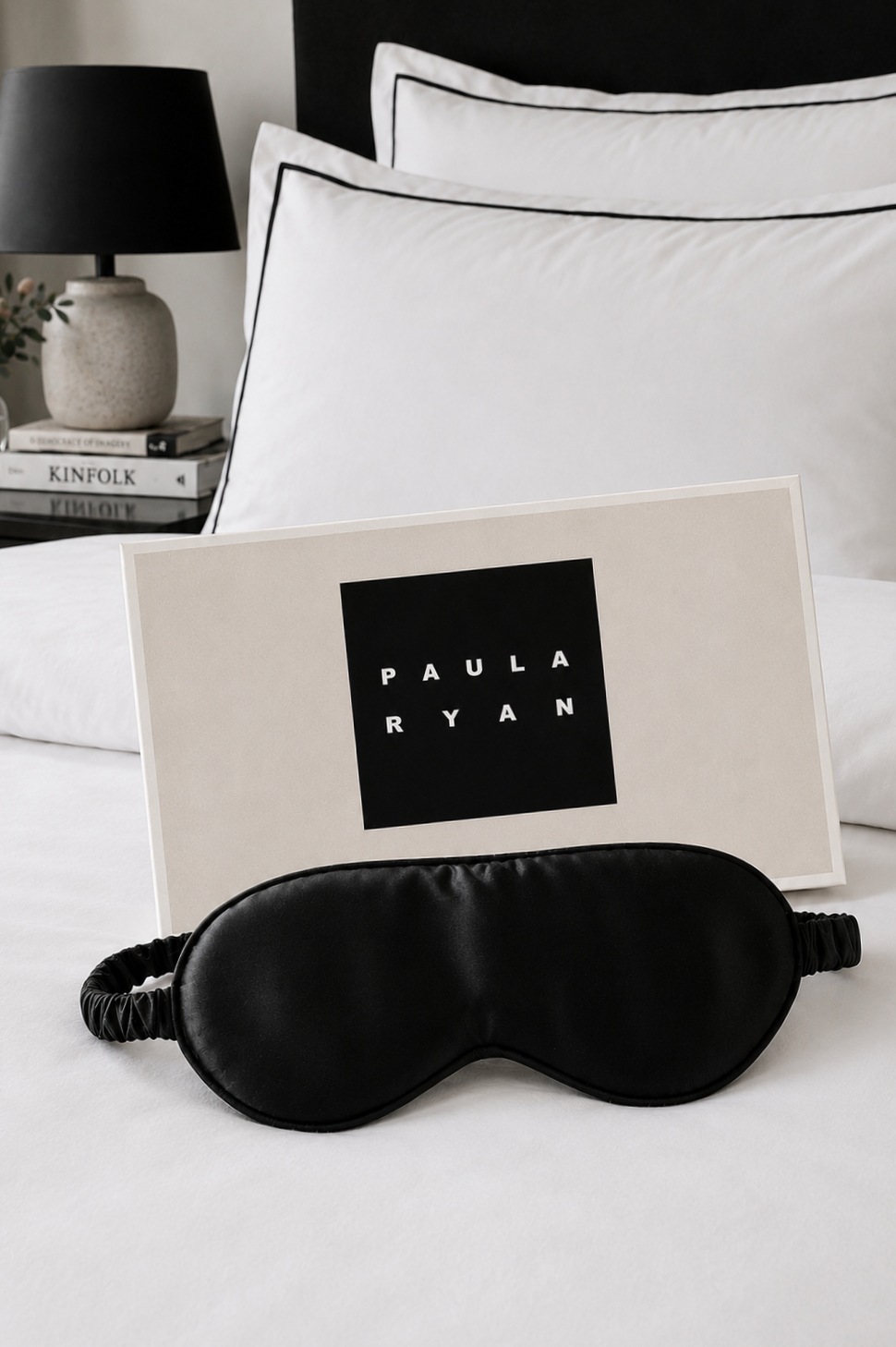 PAULA RYAN - Silk Sensations Eye Mask - Black