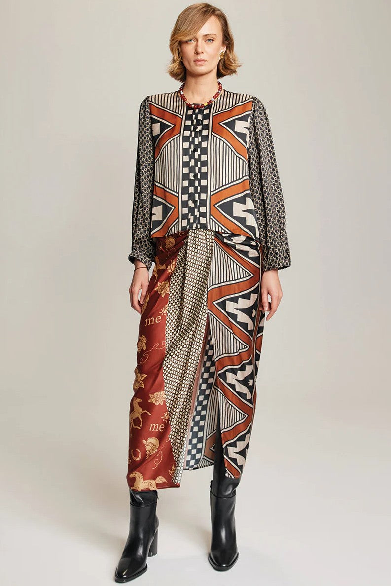 ME369 Avia Rodeo Round Neck Shirt - Magpie Style