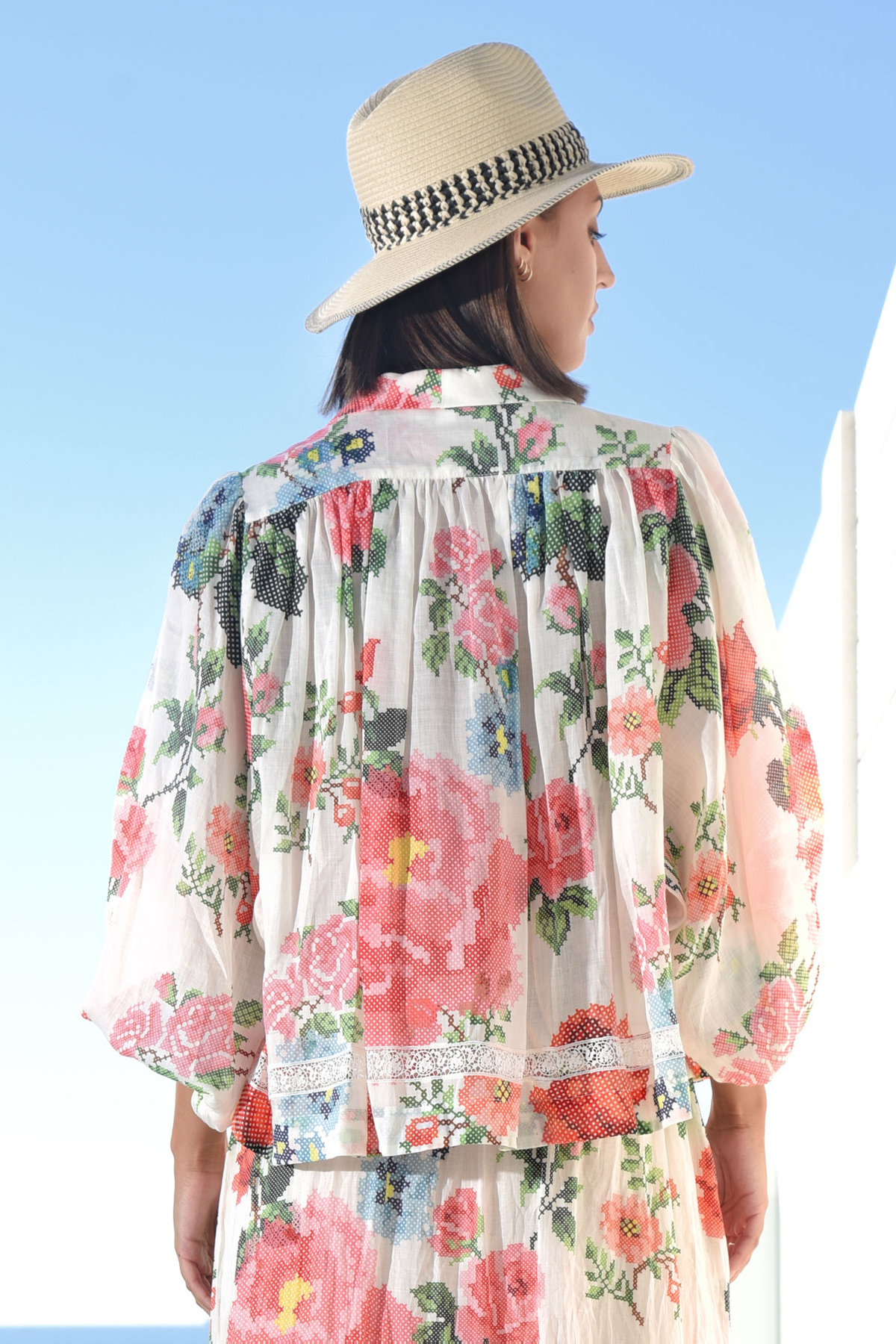 TRELISE COOPER Float Of Confidence Blouse - White Floral – additional product view