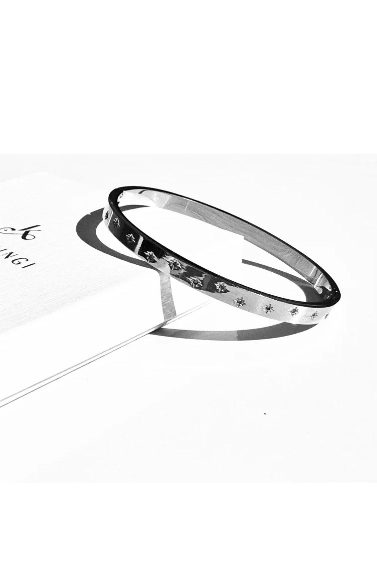 LINDI KINGI Vogue Bangle - Silver