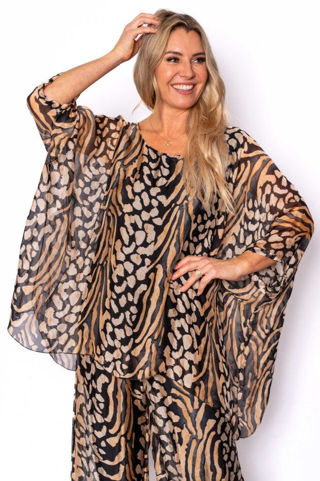 ITALIAN CLOSET Sultana Animal Print Batwing Top - Magpie Style