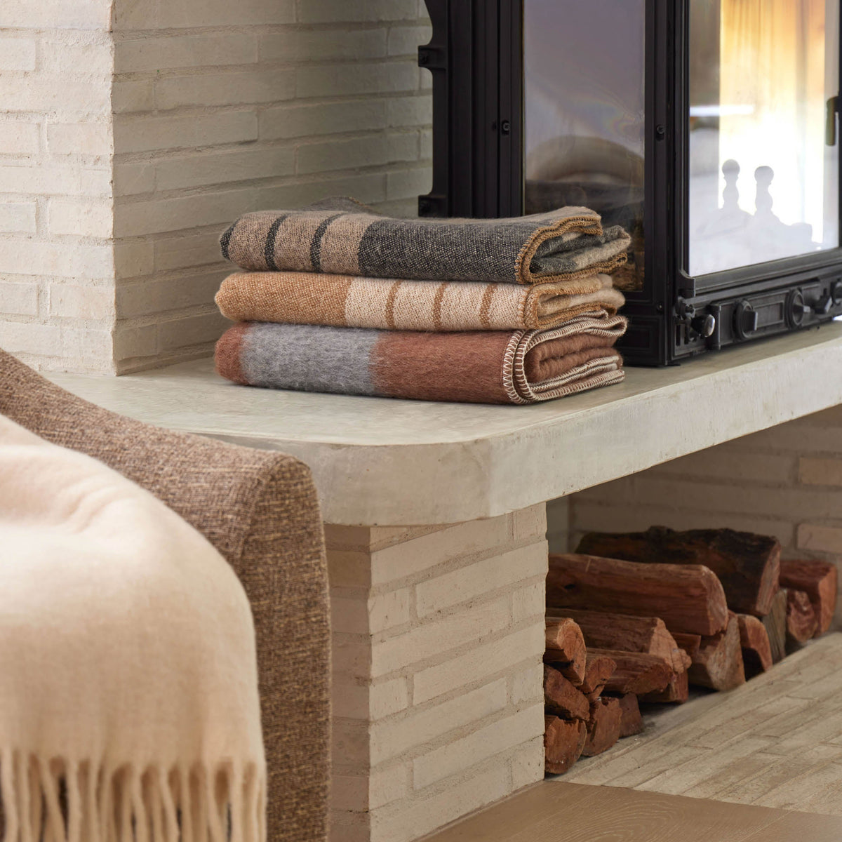 Zephy Throw - Ivory - 3