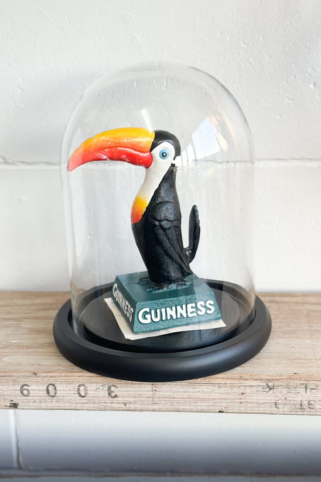 Small Dome with Black Base - Magpie Style